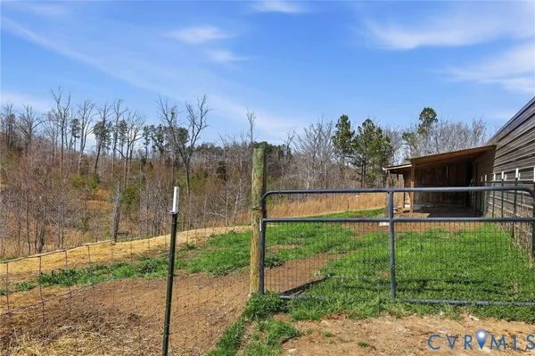 $499,000 | 484 Dobbins Bridge Road, Blackstone, VA 23824