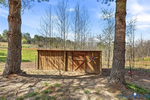 $499,000 | 484 Dobbins Bridge Road, Blackstone, VA 23824