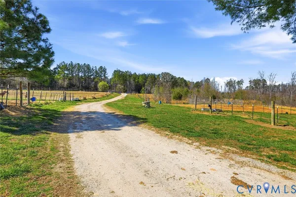 $499,000 | 484 Dobbins Bridge Road, Blackstone, VA 23824