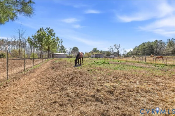 $499,000 | 484 Dobbins Bridge Road, Blackstone, VA 23824
