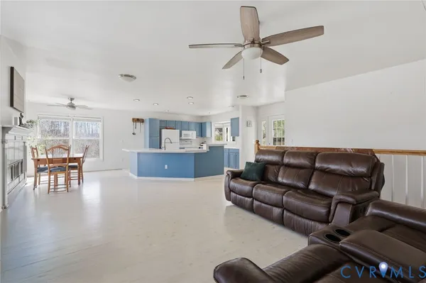 $499,000 | 484 Dobbins Bridge Road, Blackstone, VA 23824