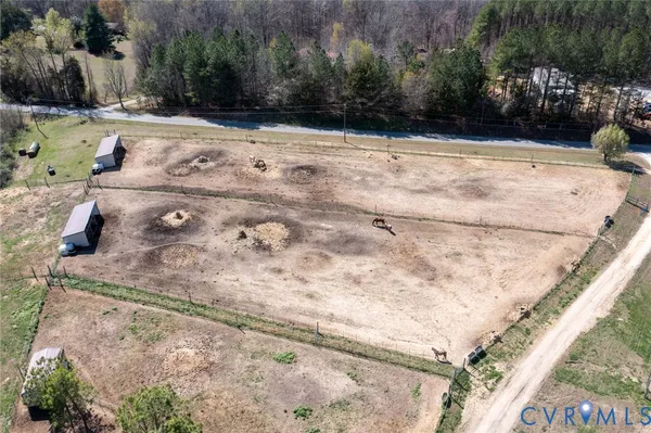 $499,000 | 484 Dobbins Bridge Road, Blackstone, VA 23824