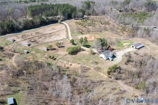 $499,000 | 484 Dobbins Bridge Road, Blackstone, VA 23824