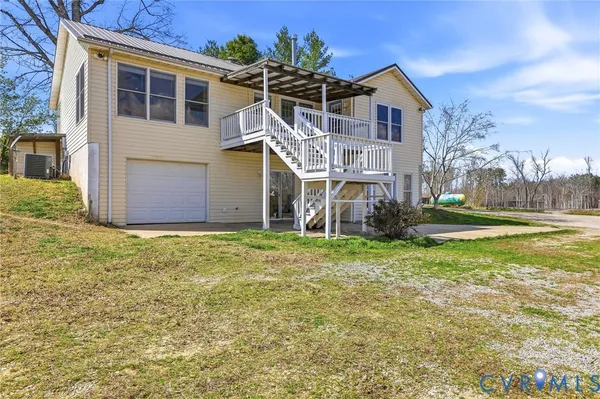 $499,000 | 484 Dobbins Bridge Road, Blackstone, VA 23824