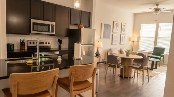 $950 | 680 Naumann Drive, Unit A1, Leander, TX 78641