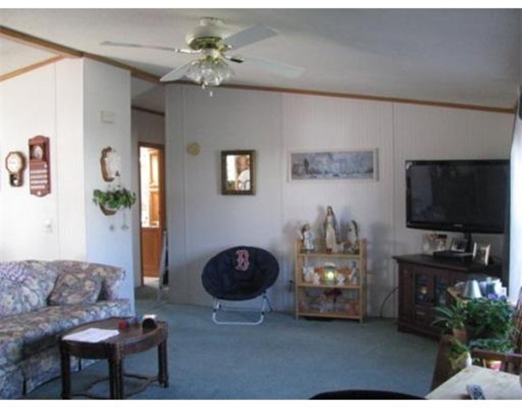 35 Somerset Road Chicopee, MA 01020 - Photo 4 of 22 Gallery Image 4
