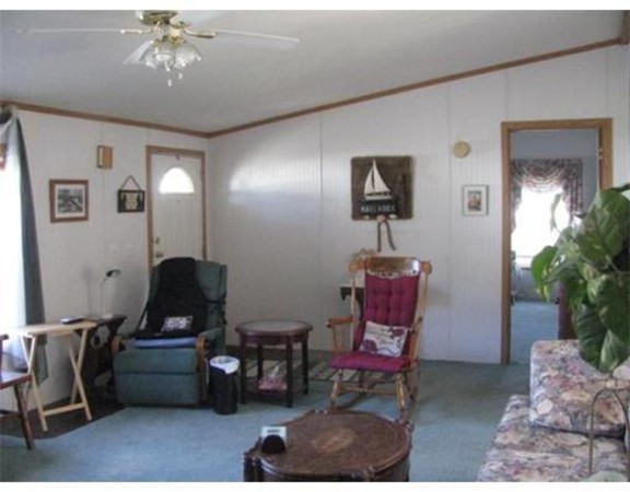 35 Somerset Road Chicopee, MA 01020 - Photo 5 of 22 Gallery Image 5