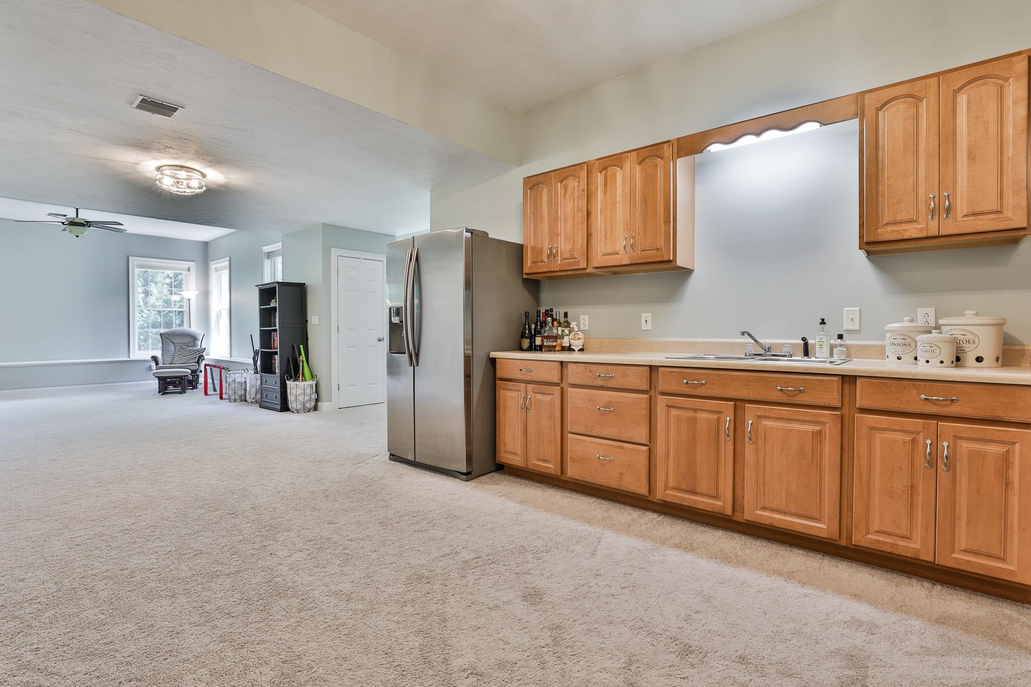 10 Outlook Road Windham, NH 03087 - Photo 28 of 35