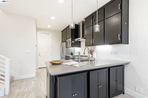 $1,385,000 | 38581 Aventura Common, Fremont, CA 94536