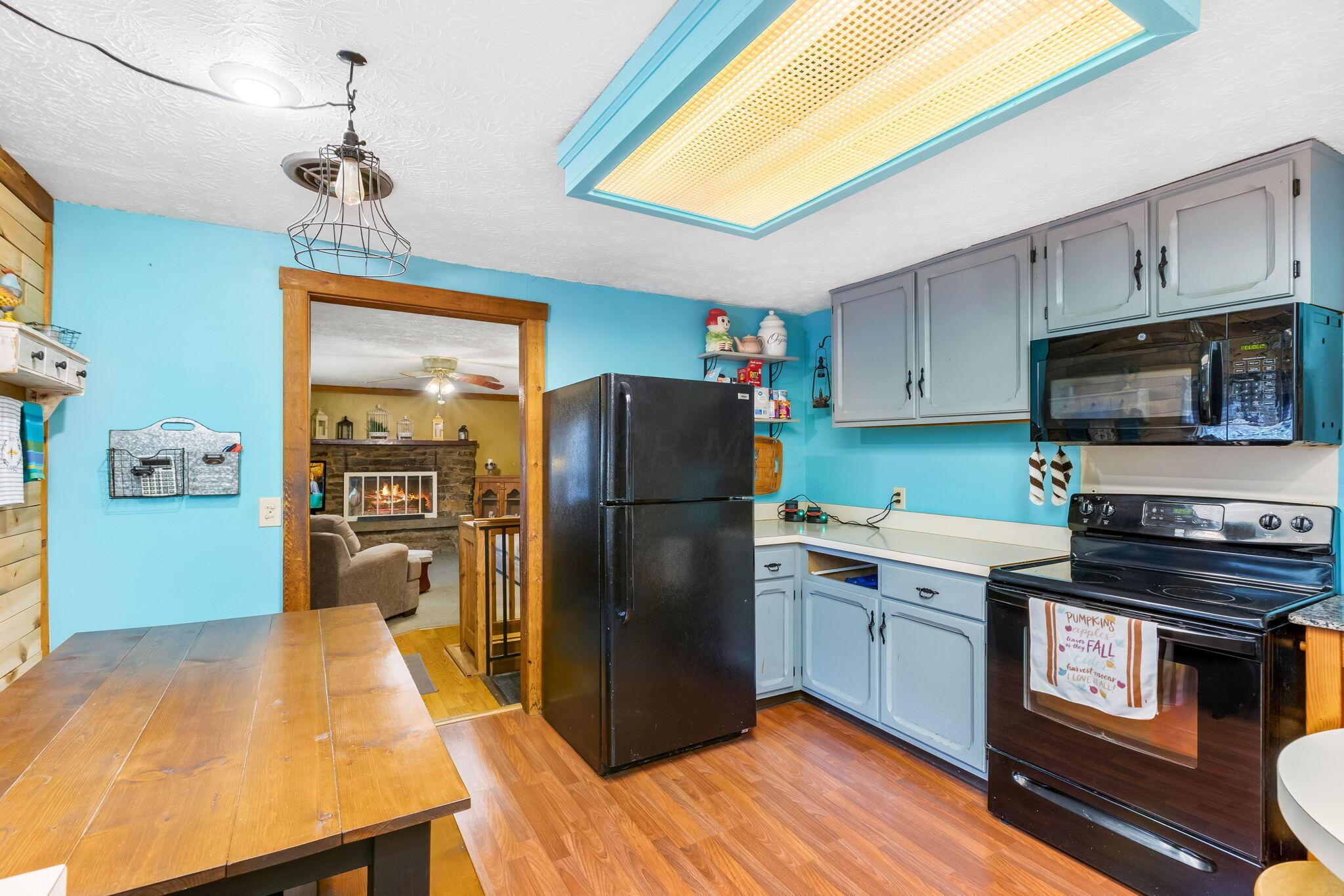9126 Walnut Dowler Road Logan, OH 43138 - Photo 14 of 46 Kitchen