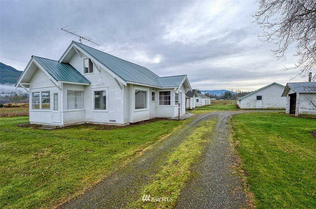 3477 Massey Road Everson, WA 98247 - Photo 1 of 24