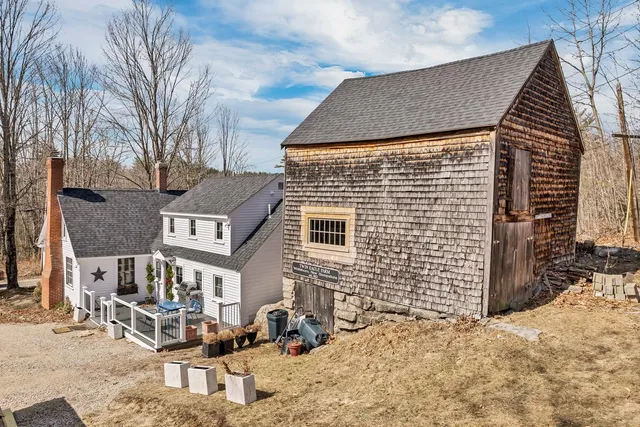 $699,000 | 116 Middleton Road, Wolfeboro, NH 03894