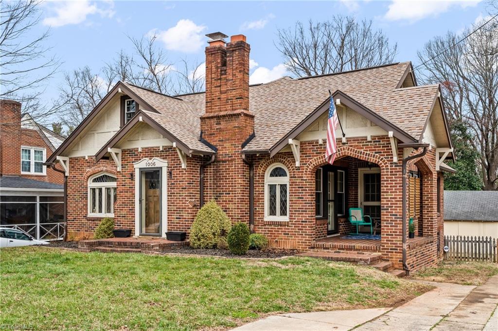 1006 North Hamilton Street High Point, NC 27262 - Photo 1 of 33
