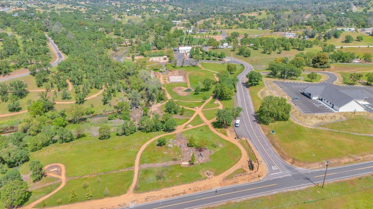 1499 Sawmill Road, Unit 594 Copperopolis, CA 95228 - Photo 84 of 98 an aerial view of residential houses with outdoor space