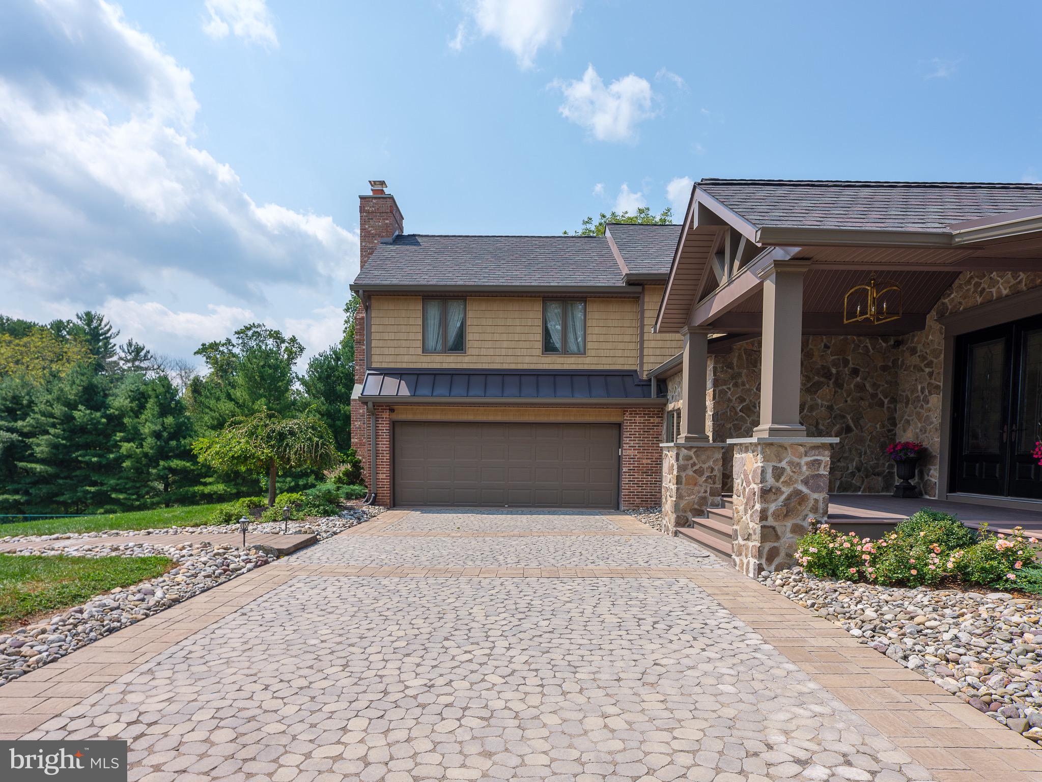 299 Woodhill Road Newtown, PA 18940 - Photo 8 of 84 Not your ordinary driveway