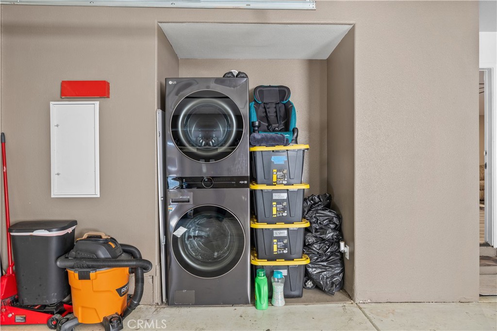 3245 Chase Riverside, CA 92501 - Photo 39 of 55