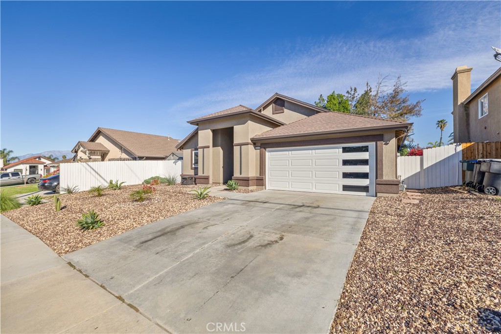 3245 Chase Riverside, CA 92501 - Photo 5 of 55