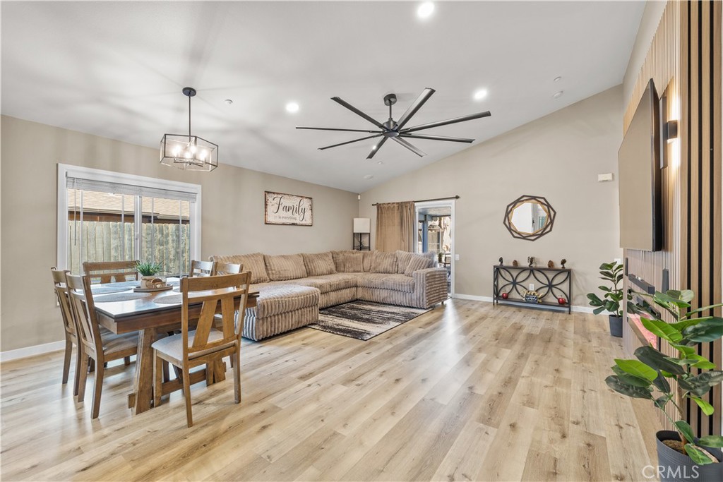 3245 Chase Riverside, CA 92501 - Photo 7 of 55