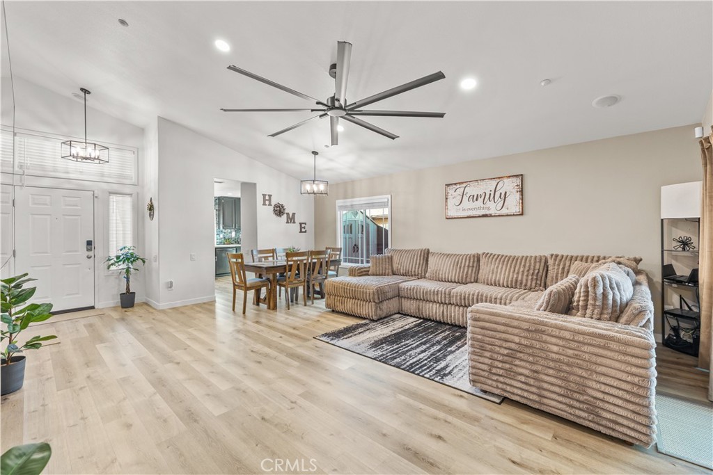 3245 Chase Riverside, CA 92501 - Photo 9 of 55