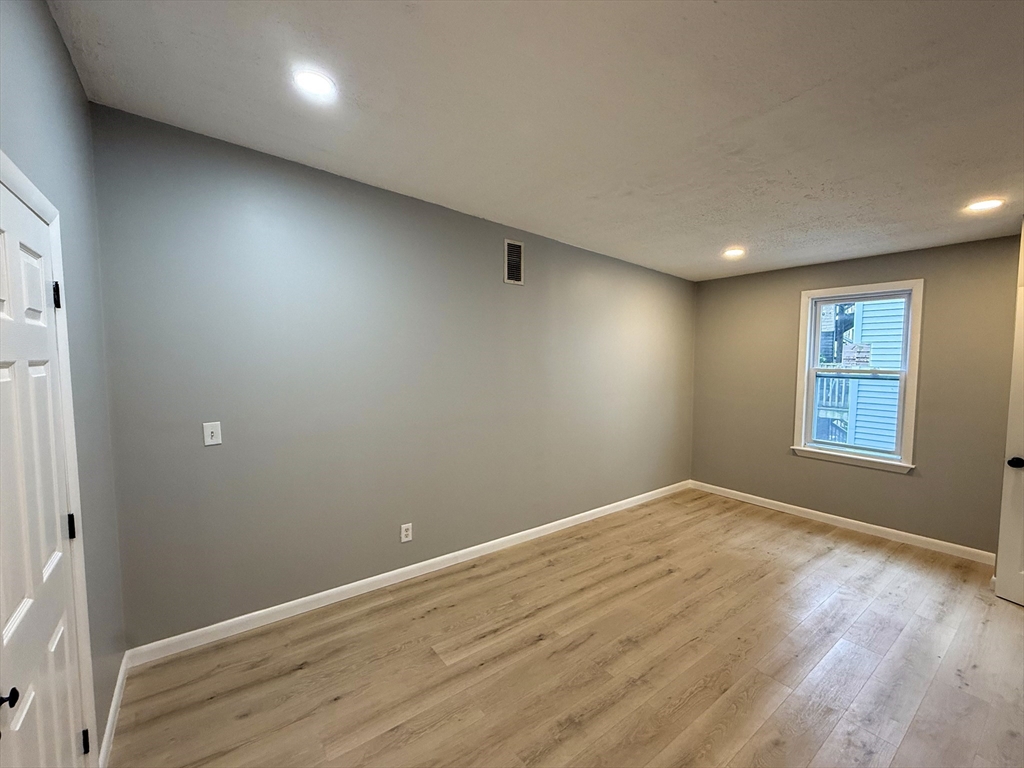 277 Rantoul Street, Unit 2 Beverly, MA 01915 - Photo 3 of 10