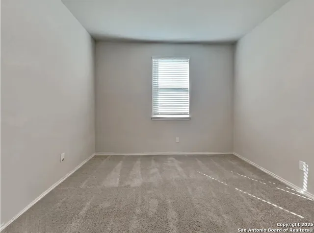 $1,900 | 4310 Brigade Bend, Converse, TX 78109