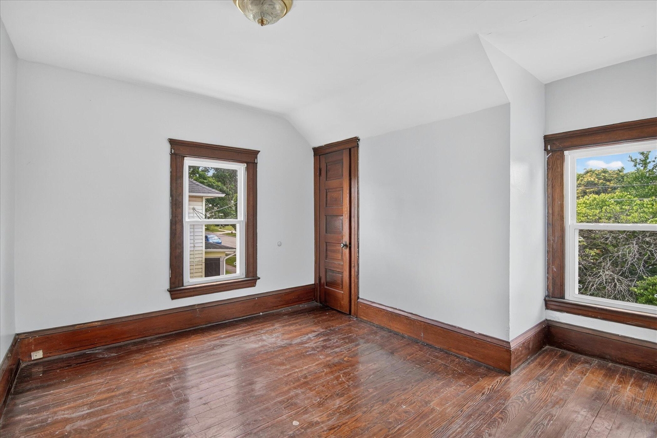 237 North Forbes Street Jackson, MI 49202 - Photo 34 of 48