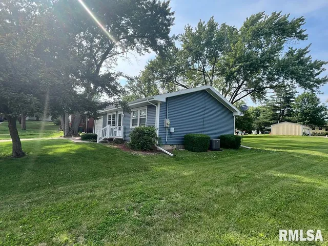 $85,000 | 510 West Kelly Street, Macomb, IL 61455
