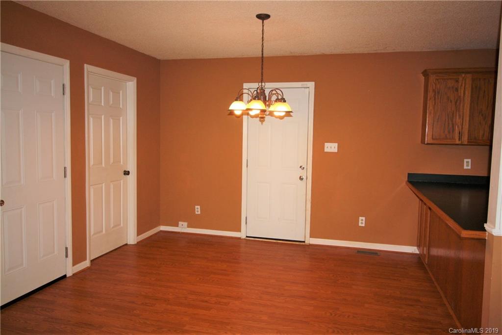 909 Mauney Road Stanley, NC 28164 - Photo 5 of 30 Gallery Image 5