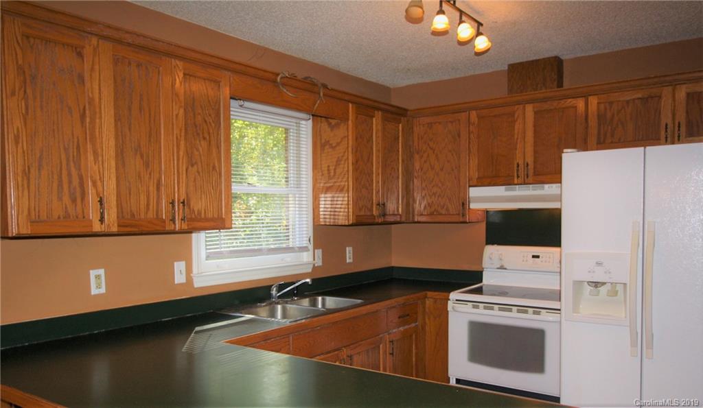 909 Mauney Road Stanley, NC 28164 - Photo 8 of 30 Gallery Image 8