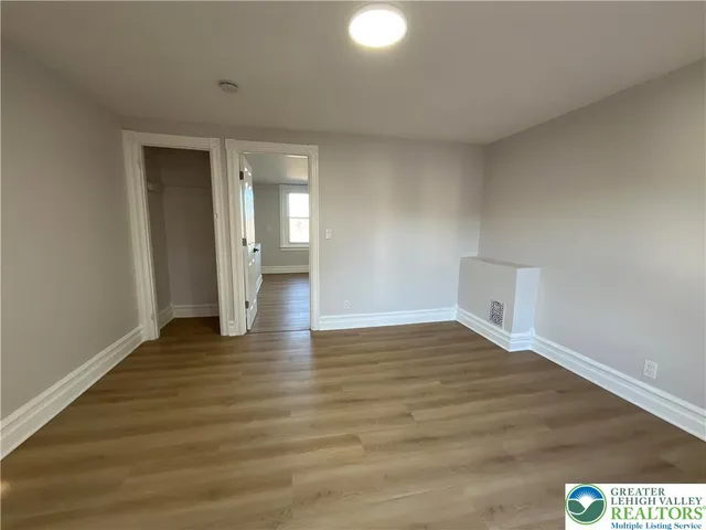 $1,995 | 915 North 6th Street, Allentown, PA 18102