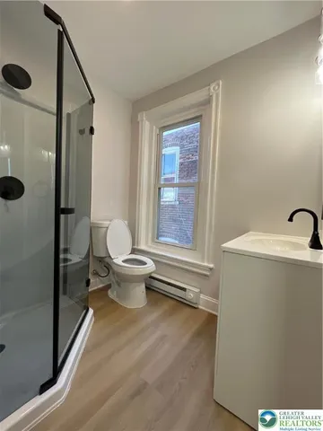 $1,995 | 915 North 6th Street, Allentown, PA 18102