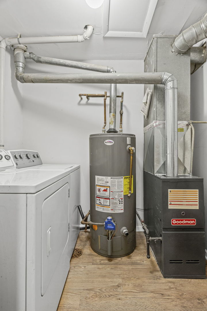 764 Terrace Court, Unit A Elgin, IL 60120 - Photo 15 of 26