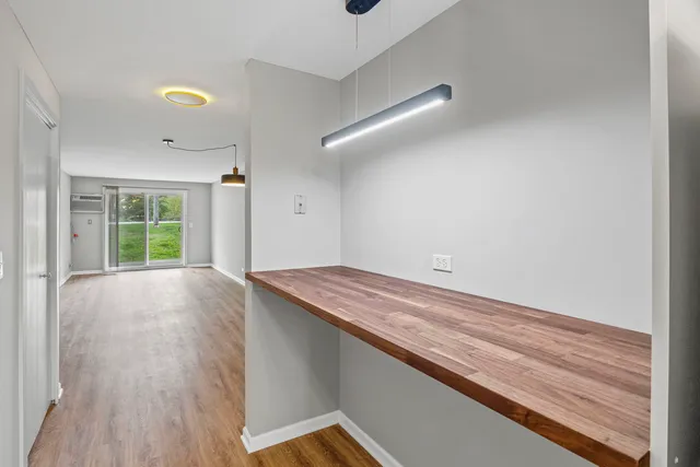 $175,000 | 764 Terrace Court, Unit A, Elgin, IL 60120