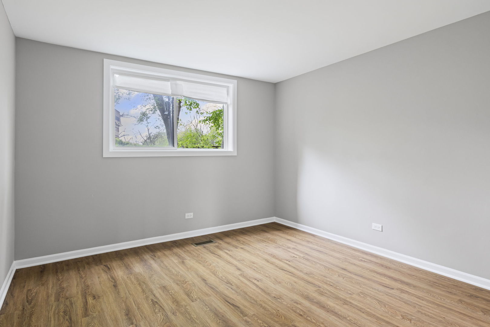 764 Terrace Court, Unit A Elgin, IL 60120 - Photo 9 of 26