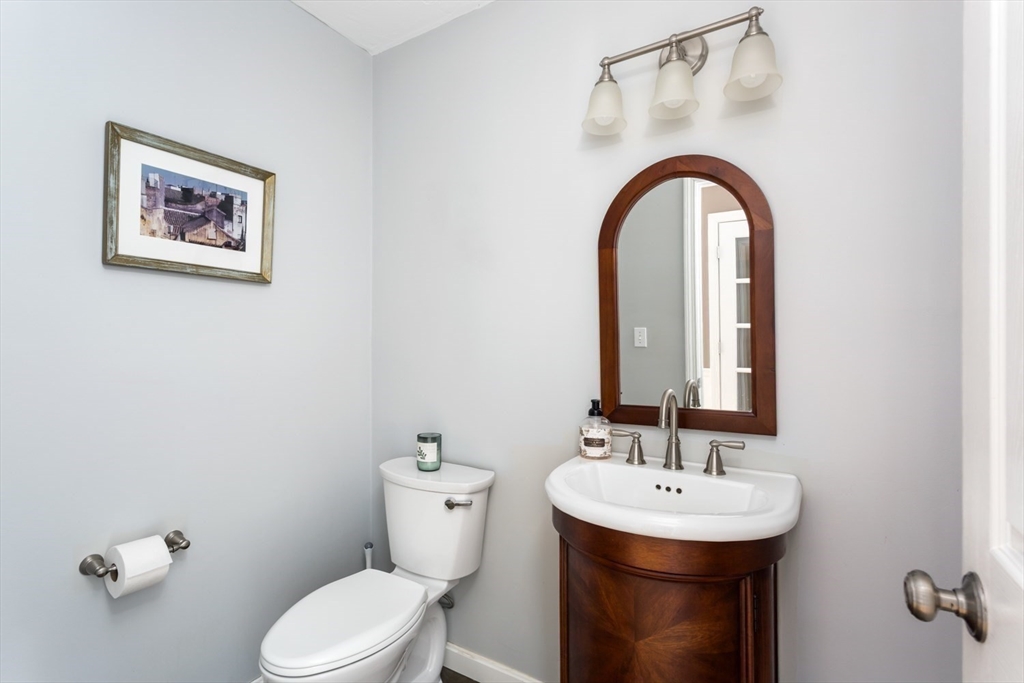 18 Northern Spy Road Franklin, MA 02038 - Photo 12 of 46