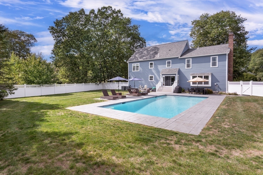 18 Northern Spy Road Franklin, MA 02038 - Photo 37 of 46