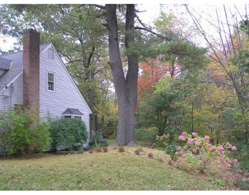 53 Stagecoach Road Holliston, MA 01746 - Photo 10 of 11 Gallery Image 10
