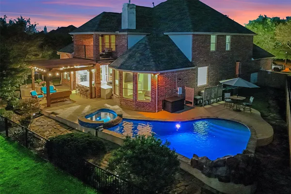 $725,000 | 2812 Pergola, League City, TX 77573