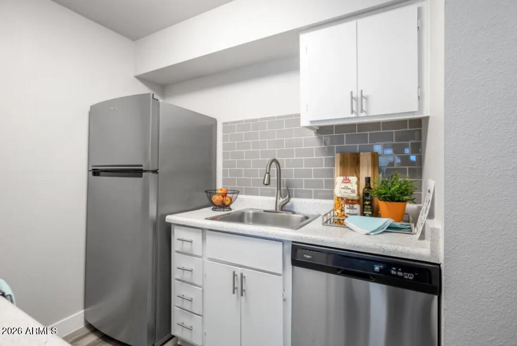 2222 West Beardsley Road, Unit 2 Phoenix, AZ 85027 - Photo 2 of 5 Kitchen