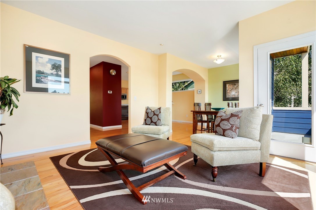 1824 26th Avenue Seattle, WA 98122 - Photo 12 of 25