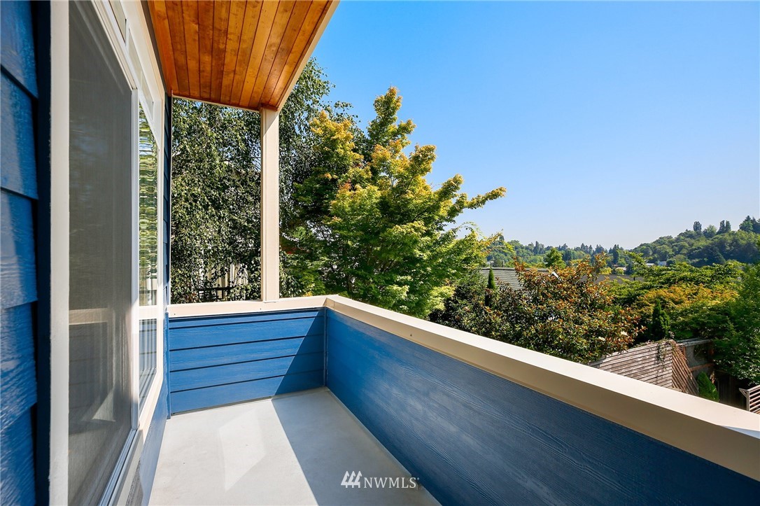 1824 26th Avenue Seattle, WA 98122 - Photo 21 of 25