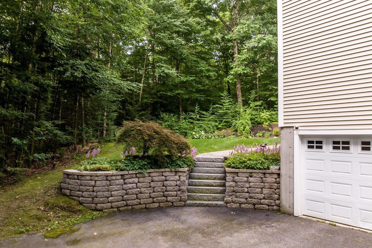 105 Kennard Road Nottingham, NH 03290 - Photo 35 of 39