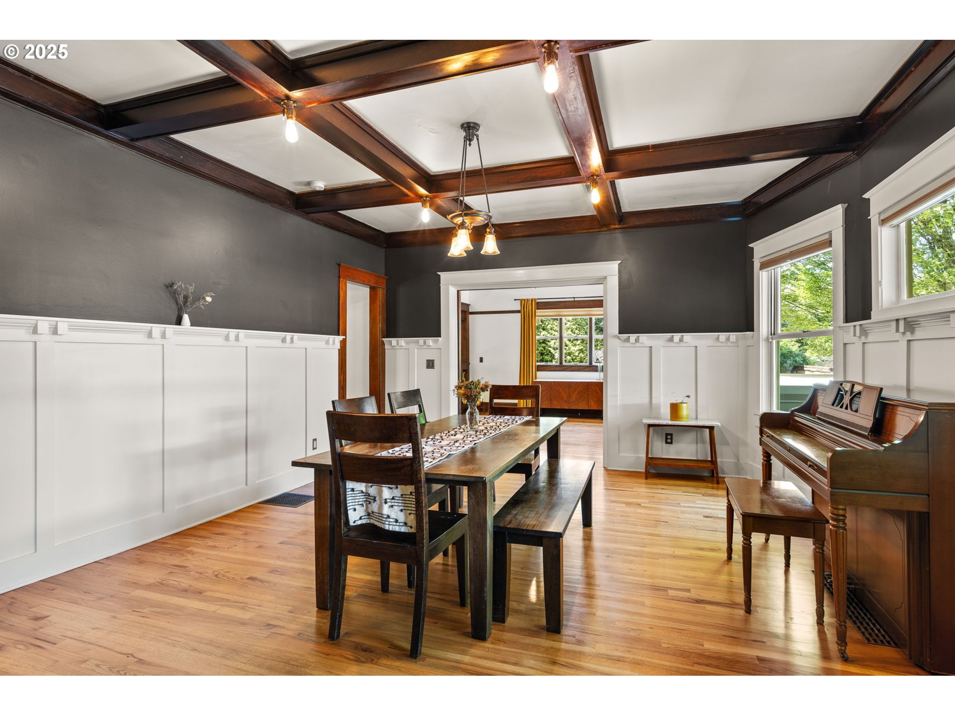 928 Southeast 18th Avenue Portland, OR 97214 - Photo 10 of 47 a view of a dining room with furniture and window