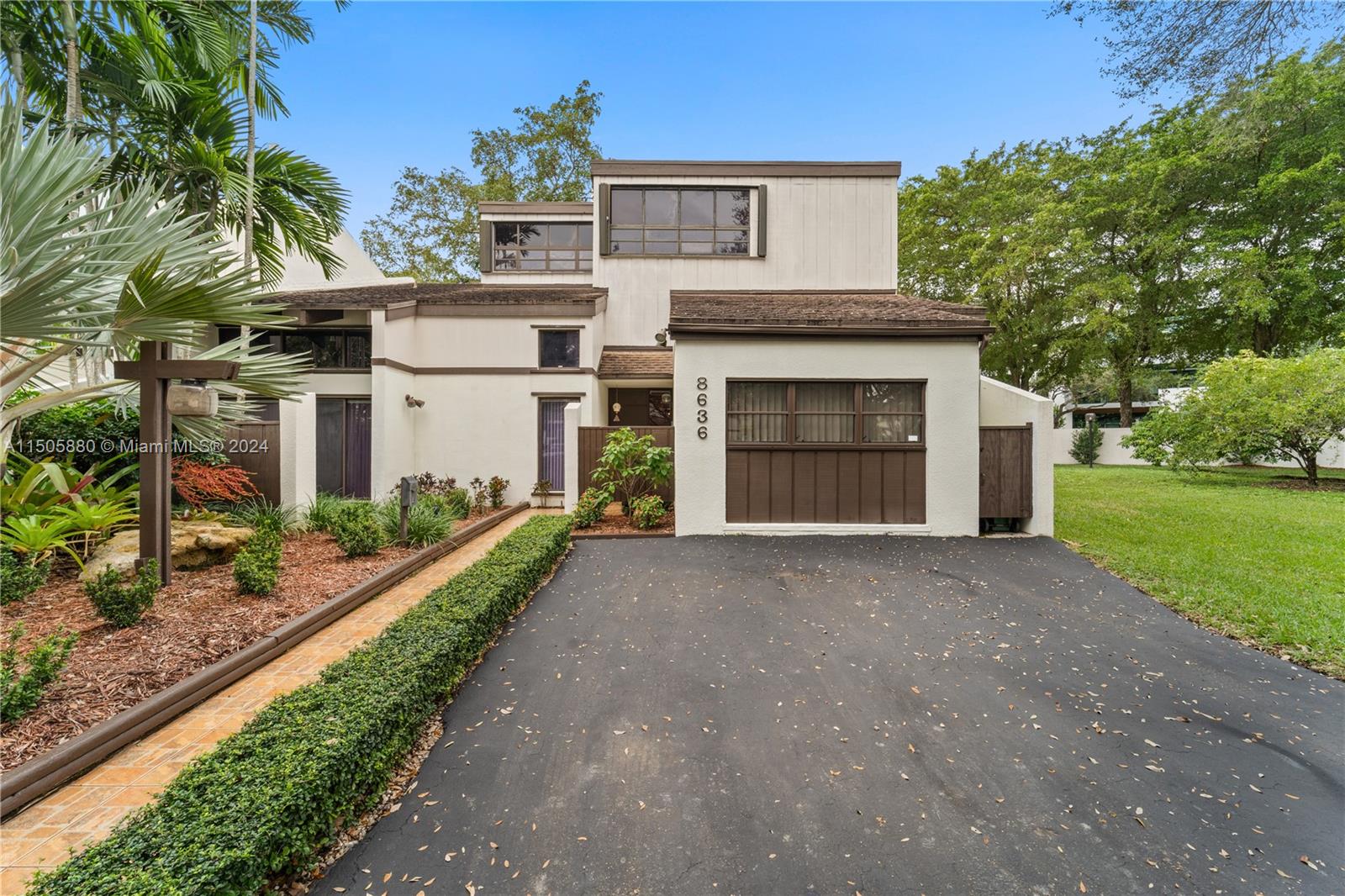 8636 Southwest 94th St