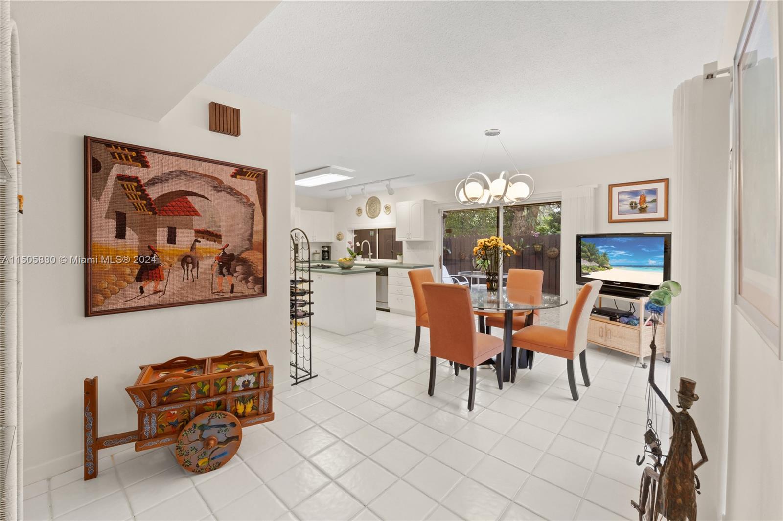 8636 Southwest 94th Street Miami, FL 33156 - Photo 14 of 29 a view of a dining room with furniture