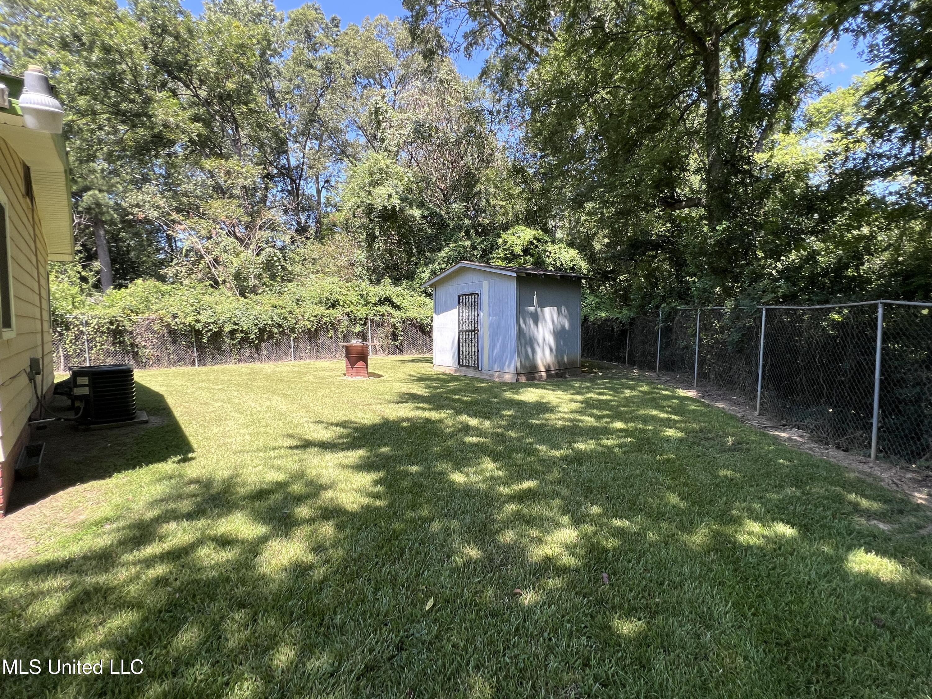 726 Witsell Road Jackson, MS 39206 - Photo 3 of 14 IMG_5386