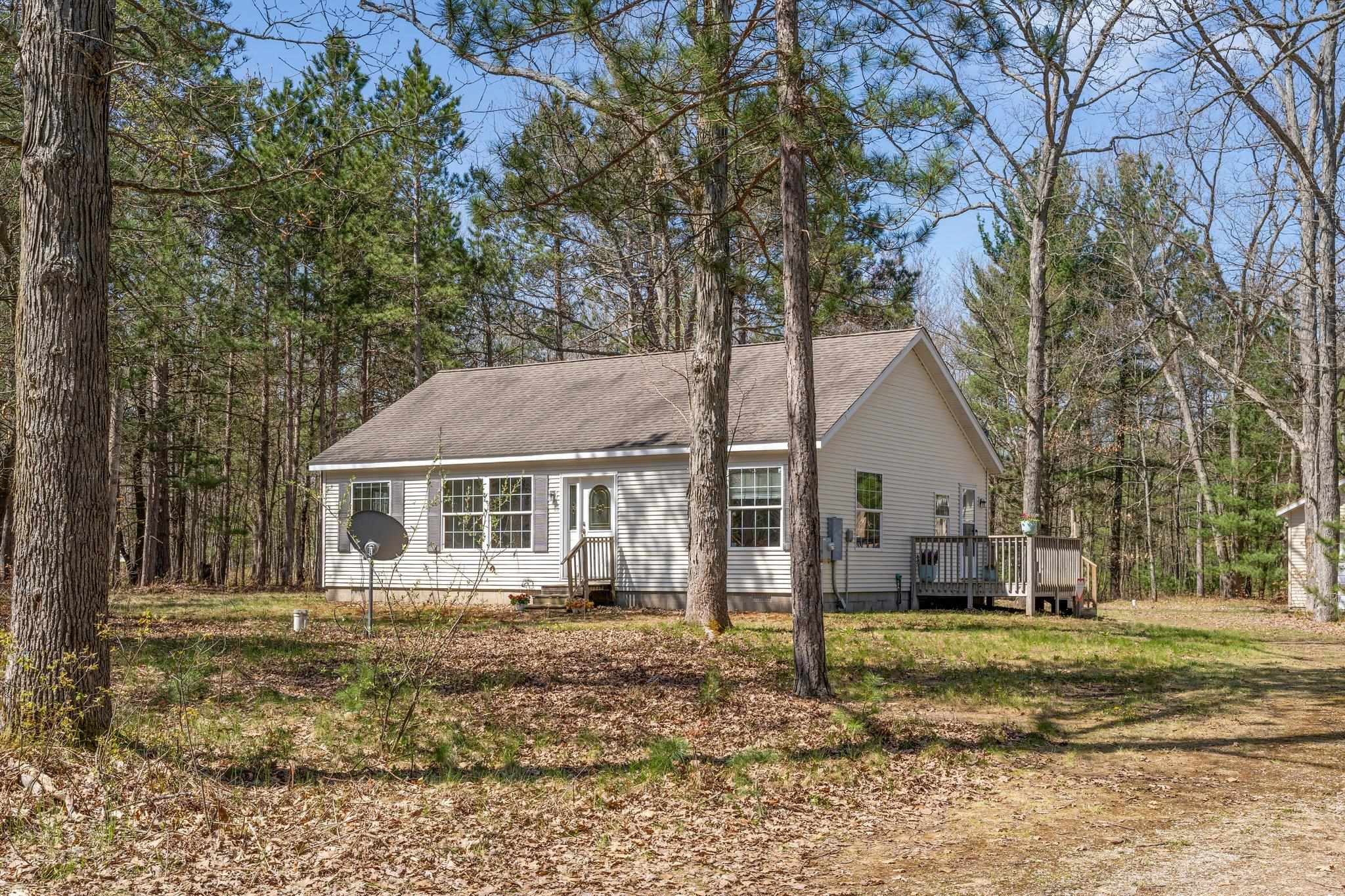 8372 Albrecht Road Interlochen, MI 49643 - Photo 37 of 38
