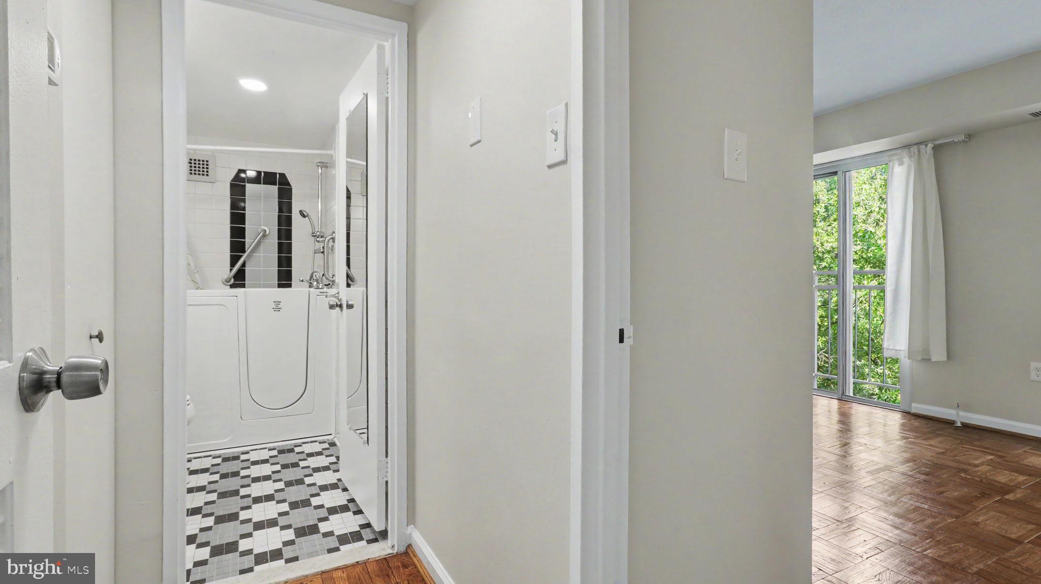 700 7th Street Southwest, Unit 711 Washington, DC 20024 - Photo 18 of 89