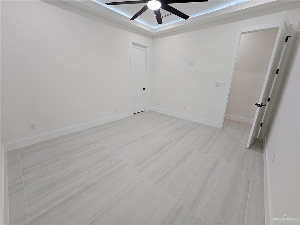 1821 South Middleton Street Edinburg, TX 78539 - Photo 19 of 26 a view of an empty room