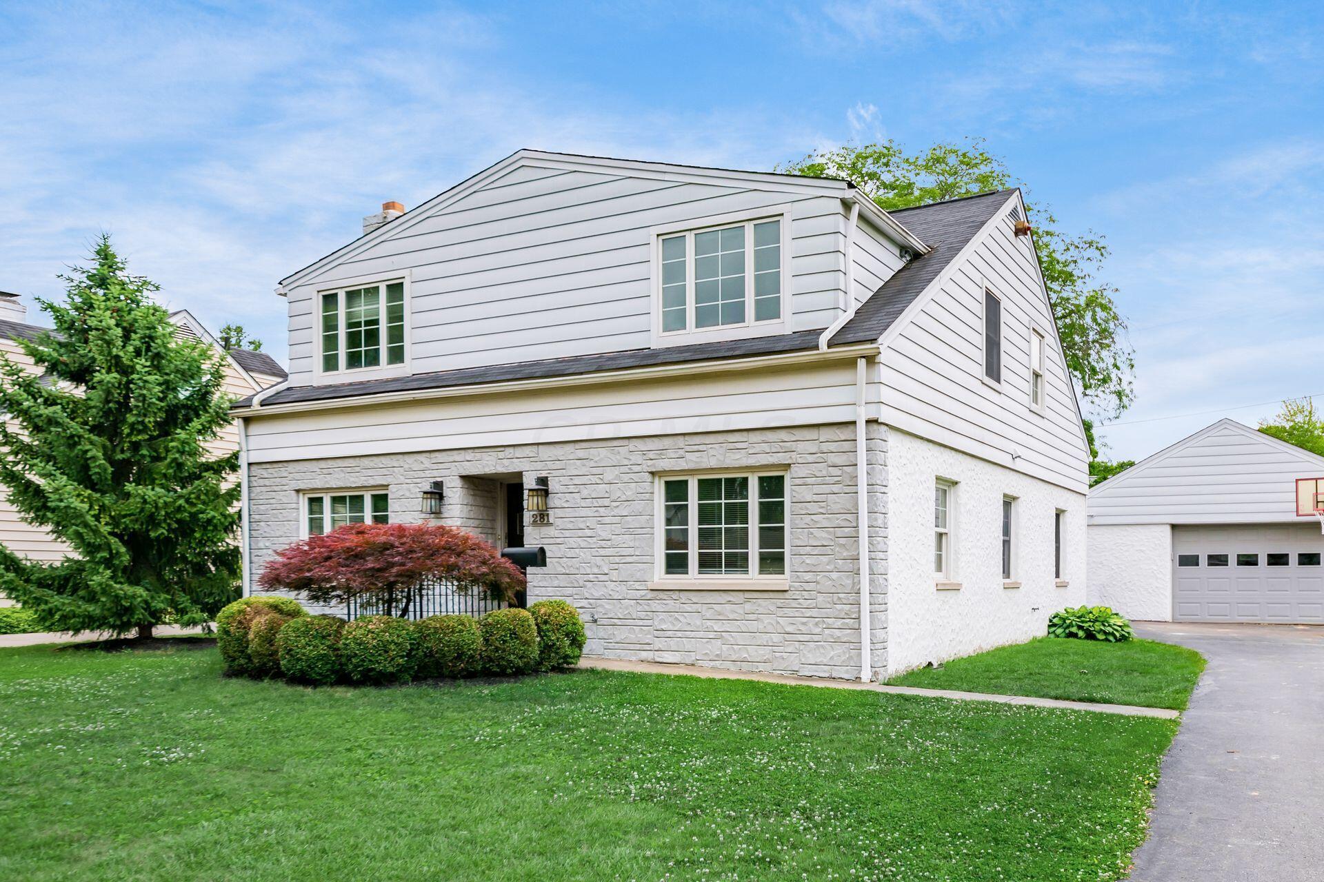 281 South Broadleigh Road Columbus, OH 43209 - Photo 3 of 44 003__L 281 S Broadleigh Rd011